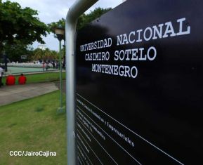 Ceremonia de instalación de la Universidad Nacional Casimiro Sotelo Montenegro