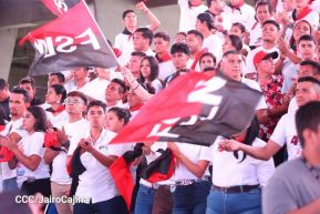 ¡Juventud Gloriosa! ¡Juventud Siempre al Frente!