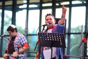 ¡Juventud Gloriosa! ¡Juventud Siempre al Frente!