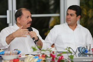 Juramentan a miembros de los Consejos Regionales de la Costa Caribe