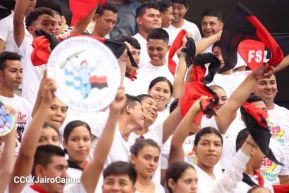 ¡Juventud Gloriosa! ¡Juventud Siempre al Frente!