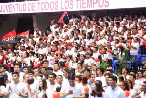 ¡Juventud Gloriosa! ¡Juventud Siempre al Frente!