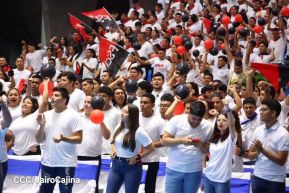 ¡Juventud Gloriosa! ¡Juventud Siempre al Frente!