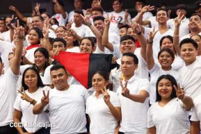 ¡Juventud Gloriosa! ¡Juventud Siempre al Frente!