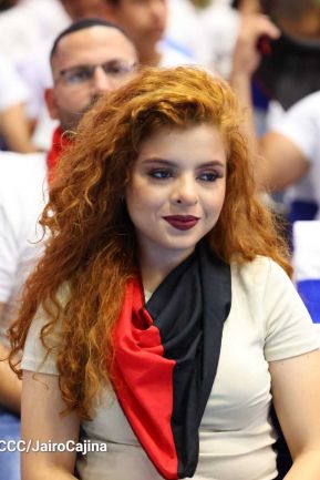 ¡Juventud Gloriosa! ¡Juventud Siempre al Frente!