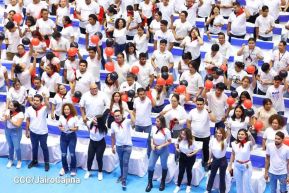 ¡Juventud Gloriosa! ¡Juventud Siempre al Frente!