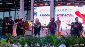 ¡Juventud Gloriosa! ¡Juventud Siempre al Frente!