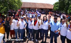Caminata rumbo a la Hacienda San Jacinto para celebrar las batallas por la soberanía e independencia