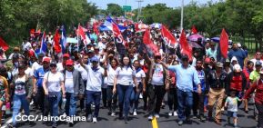 Caminata rumbo a la Hacienda San Jacinto para celebrar las batallas por la soberanía e independencia