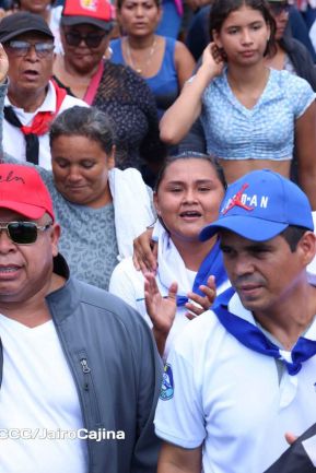 Caminata rumbo a la Hacienda San Jacinto para celebrar las batallas por la soberanía e independencia