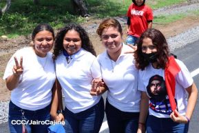 Caminata rumbo a la Hacienda San Jacinto para celebrar las batallas por la soberanía e independencia