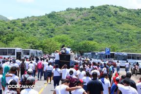 Caminata rumbo a la Hacienda San Jacinto para celebrar las batallas por la soberanía e independencia