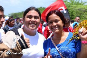 Caminata rumbo a la Hacienda San Jacinto para celebrar las batallas por la soberanía e independencia