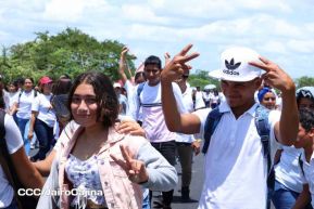 Caminata rumbo a la Hacienda San Jacinto para celebrar las batallas por la soberanía e independencia