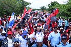 Caminata rumbo a la Hacienda San Jacinto para celebrar las batallas por la soberanía e independencia