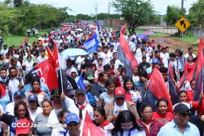 Caminata rumbo a la Hacienda San Jacinto para celebrar las batallas por la soberanía e independencia