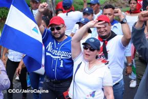 Caminata rumbo a la Hacienda San Jacinto para celebrar las batallas por la soberanía e independencia