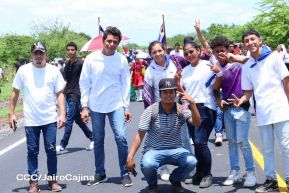 Caminata rumbo a la Hacienda San Jacinto para celebrar las batallas por la soberanía e independencia