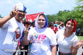 Caminata rumbo a la Hacienda San Jacinto para celebrar las batallas por la soberanía e independencia