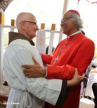 Juramentan a miembros de los Consejos Regionales de la Costa Caribe