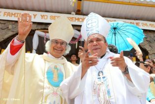 Juramentan a miembros de los Consejos Regionales de la Costa Caribe