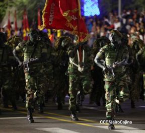 Desfile “Pueblo Ejército” en honor a los 44 años de su fundación del Ejército de Nicaragua