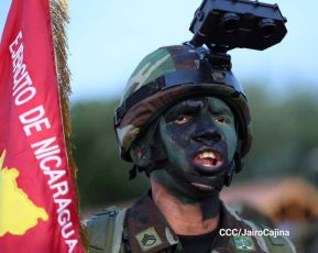 Desfile “Pueblo Ejército” en honor a los 44 años de su fundación del Ejército de Nicaragua