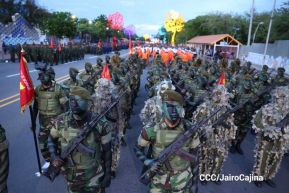 Desfile “Pueblo Ejército” en honor a los 44 años de su fundación del Ejército de Nicaragua