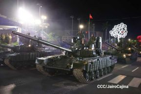 Desfile “Pueblo Ejército” en honor a los 44 años de su fundación del Ejército de Nicaragua