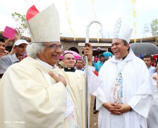 Juramentan a miembros de los Consejos Regionales de la Costa Caribe