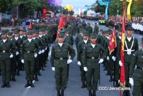Desfile “Pueblo Ejército” en honor a los 44 años de su fundación del Ejército de Nicaragua
