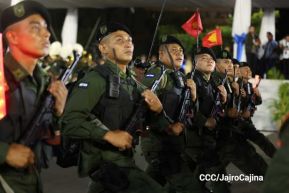 Desfile “Pueblo Ejército” en honor a los 44 años de su fundación del Ejército de Nicaragua