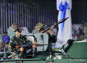 Desfile “Pueblo Ejército” en honor a los 44 años de su fundación del Ejército de Nicaragua