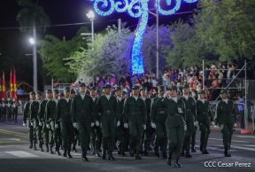 Desfile “Pueblo Ejército” en honor a los 44 años de su fundación del Ejército de Nicaragua