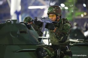 Desfile “Pueblo Ejército” en honor a los 44 años de su fundación del Ejército de Nicaragua