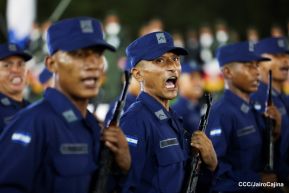 Desfile “Pueblo Ejército” en honor a los 44 años de su fundación del Ejército de Nicaragua