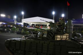 Desfile “Pueblo Ejército” en honor a los 44 años de su fundación del Ejército de Nicaragua
