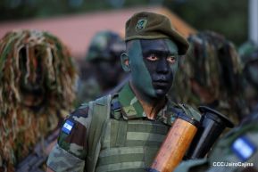 Desfile “Pueblo Ejército” en honor a los 44 años de su fundación del Ejército de Nicaragua