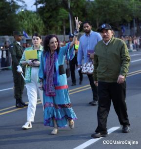 Desfile “Pueblo Ejército” en honor a los 44 años de su fundación del Ejército de Nicaragua