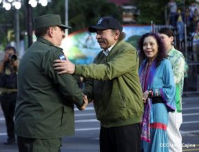 Desfile “Pueblo Ejército” en honor a los 44 años de su fundación del Ejército de Nicaragua