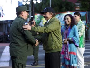 Desfile “Pueblo Ejército” en honor a los 44 años de su fundación del Ejército de Nicaragua