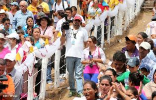 Juramentan a miembros de los Consejos Regionales de la Costa Caribe