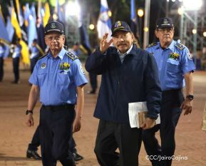44 aniversario de fundación de la Policía Nacional
