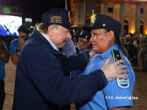 44 aniversario de fundación de la Policía Nacional