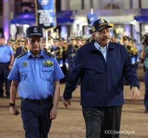 44 aniversario de fundación de la Policía Nacional