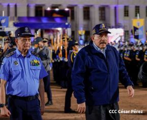 44 aniversario de fundación de la Policía Nacional
