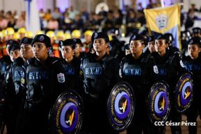 44 aniversario de fundación de la Policía Nacional