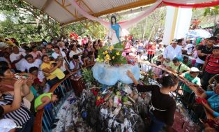 ¿Quién es la niña más guapa?, ¡la Virgencita de Cuapa!