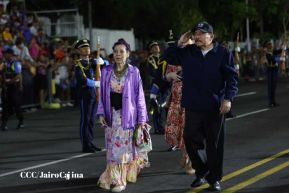 Comandante Daniel y Compañera Rosario reciben Antorcha de la Libertad Centroamericana