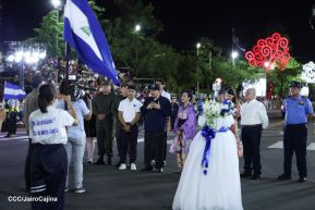 Comandante Daniel y Compañera Rosario reciben Antorcha de la Libertad Centroamericana